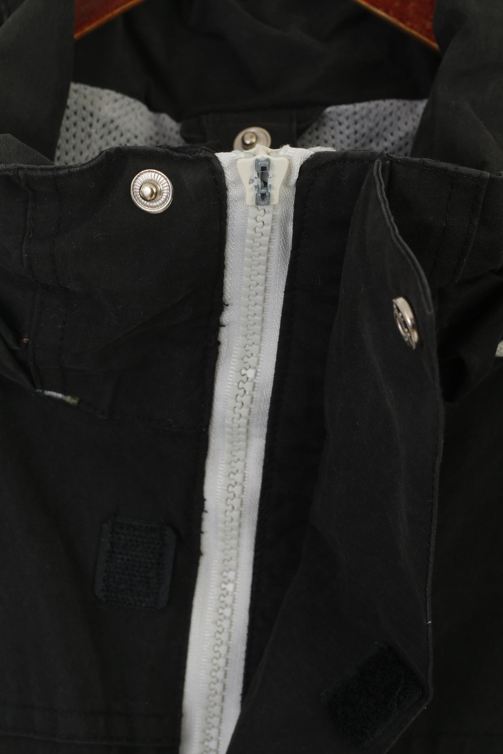 Giacca Slazenger da uomo L. Top vintage in cotone nylon nero con cappuccio e cerniera intera per esterni