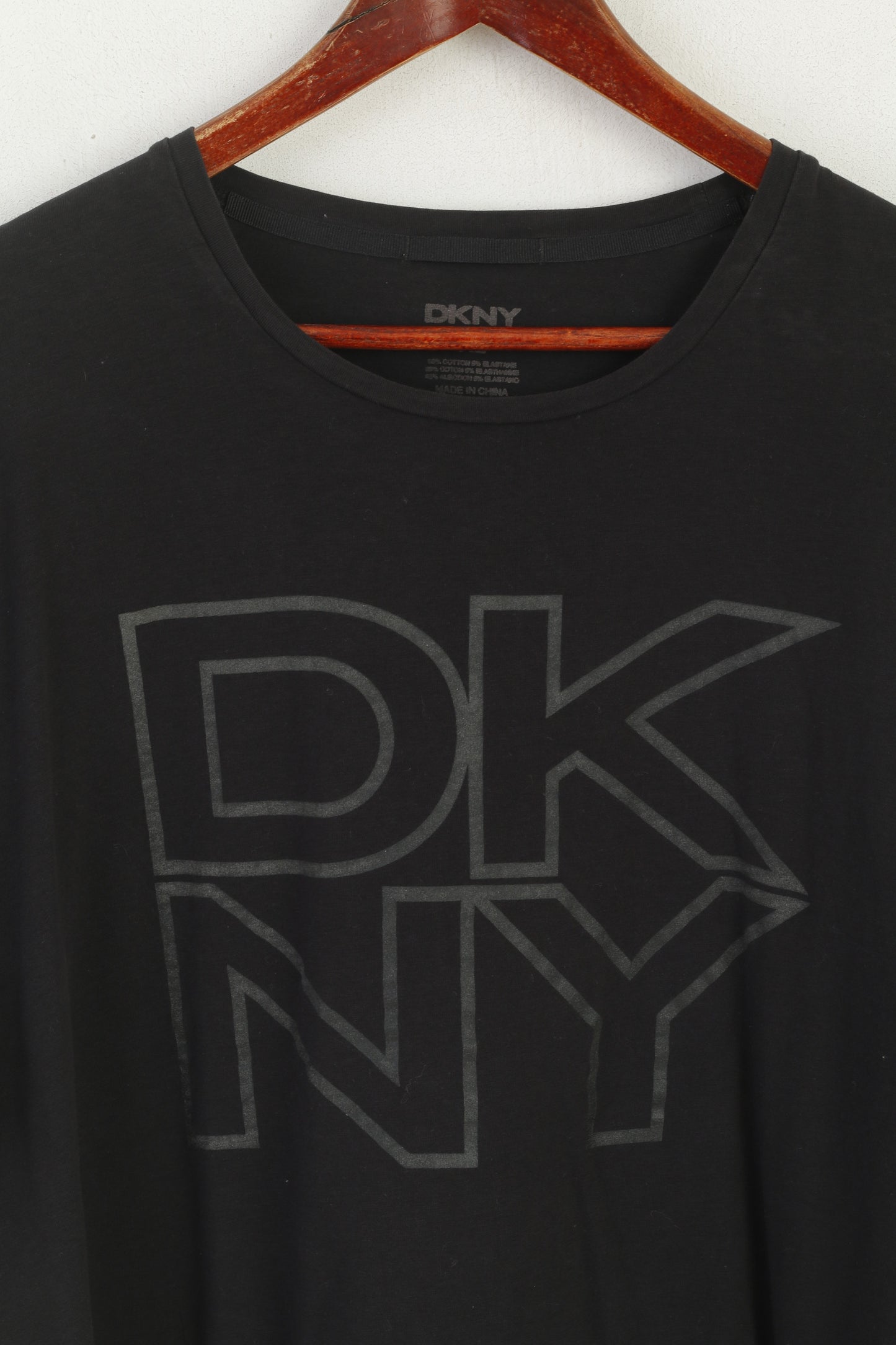 DKNY Men XL T- Shirt Black Cottopn Soft Big Logo Stretch Short Sleeve Top