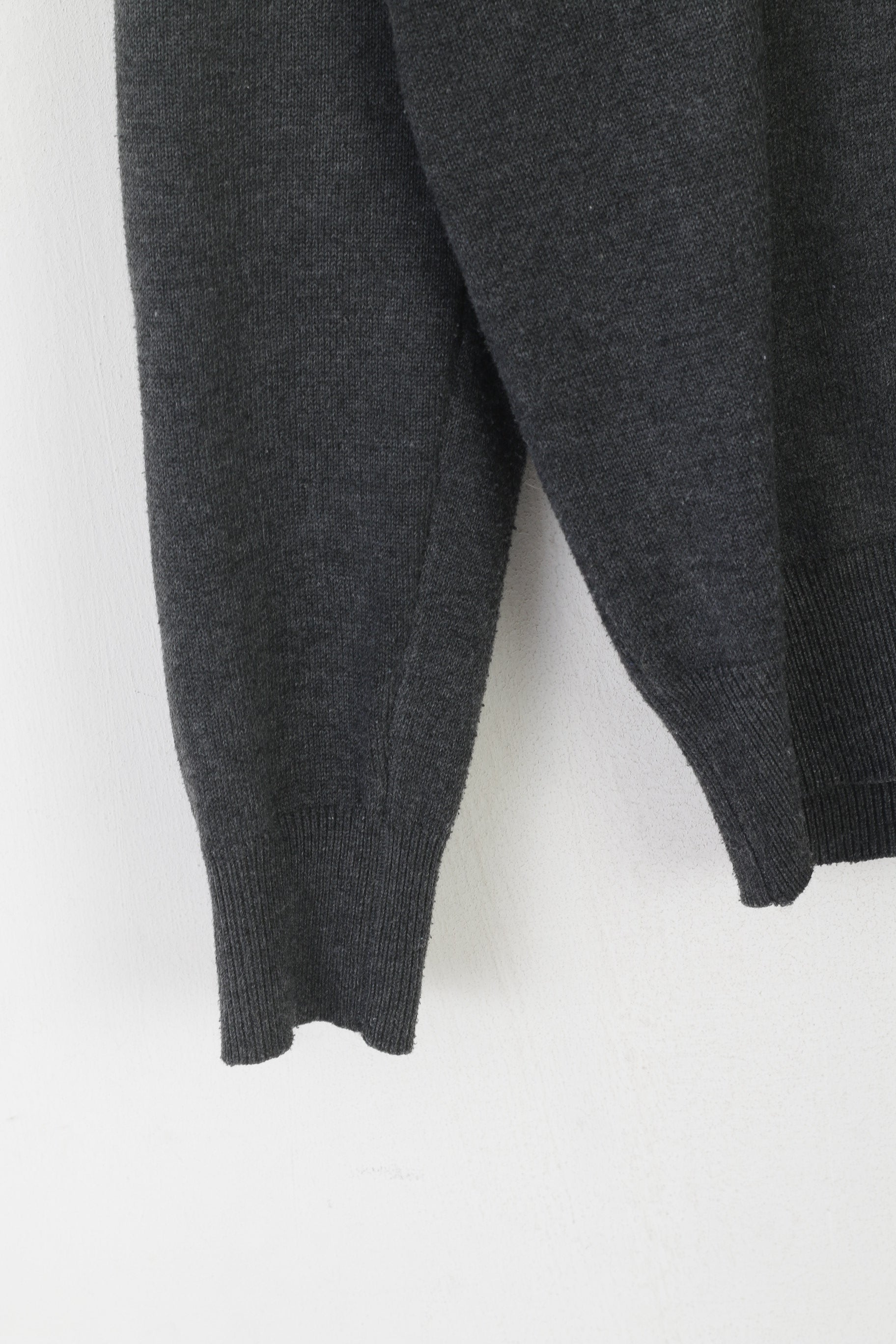 Polo by Ralph Lauren Pull vintage en laine gris avec patchs à col en V pour homme