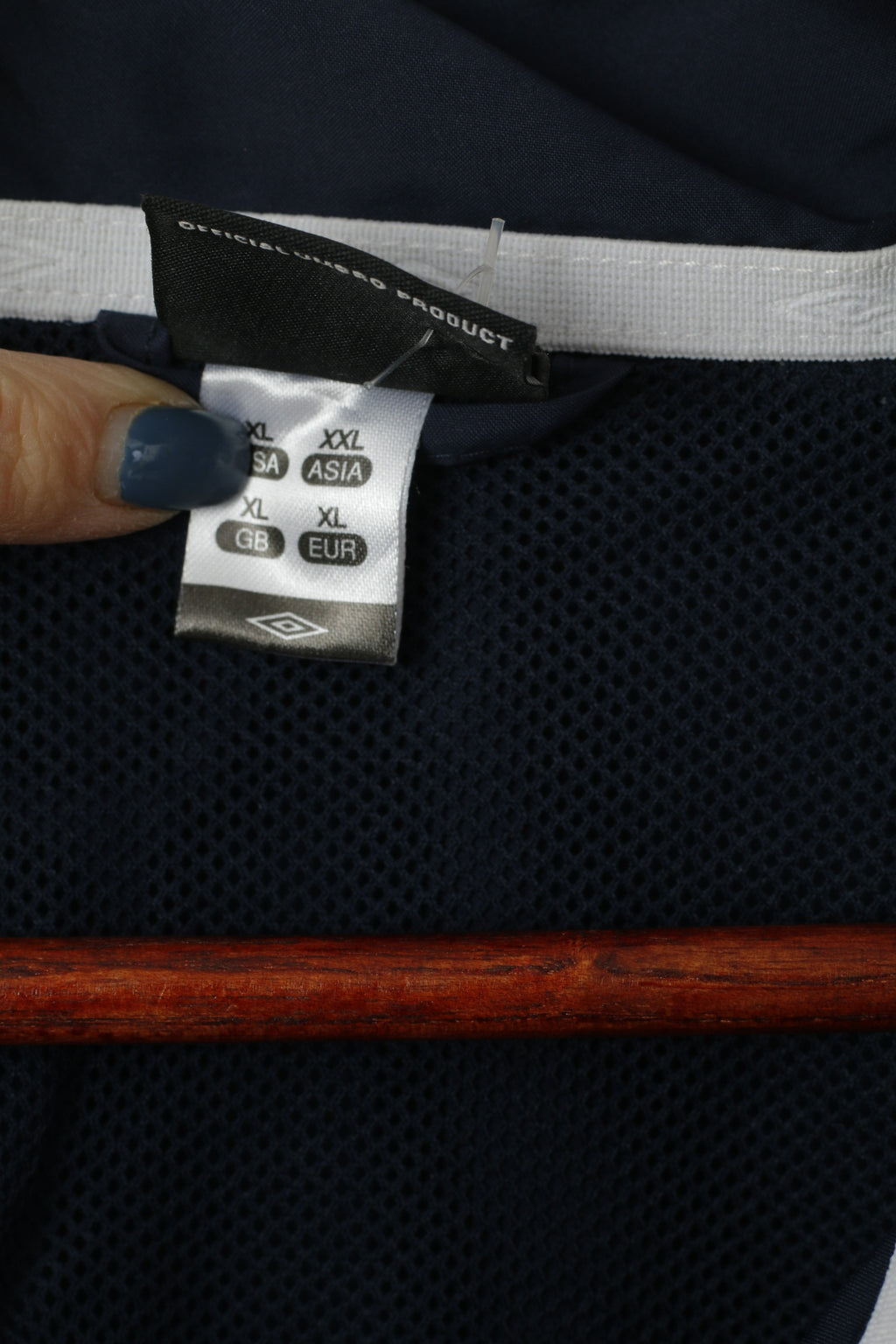 Umbro Giacca da uomo XL Blu scuro Activewear Maglia da calcio con cerniera intera retrò foderata in rete