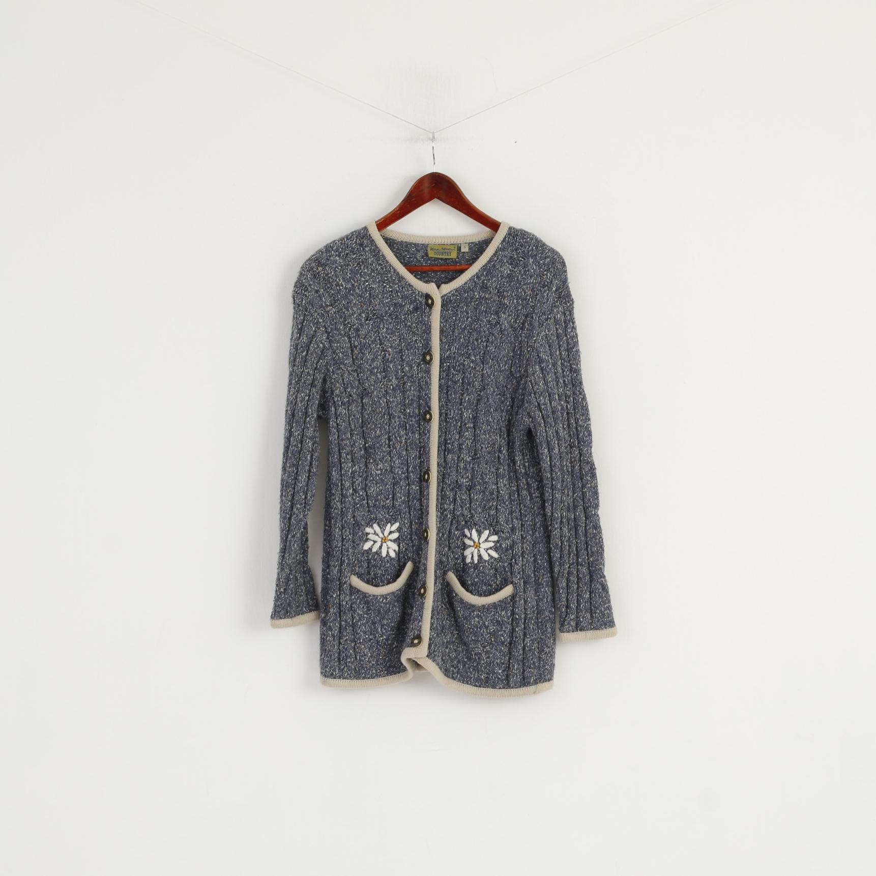 Hine Seven Country Pull pour femme Bleu Marguerites brodées Bouton sur le devant Cardigan