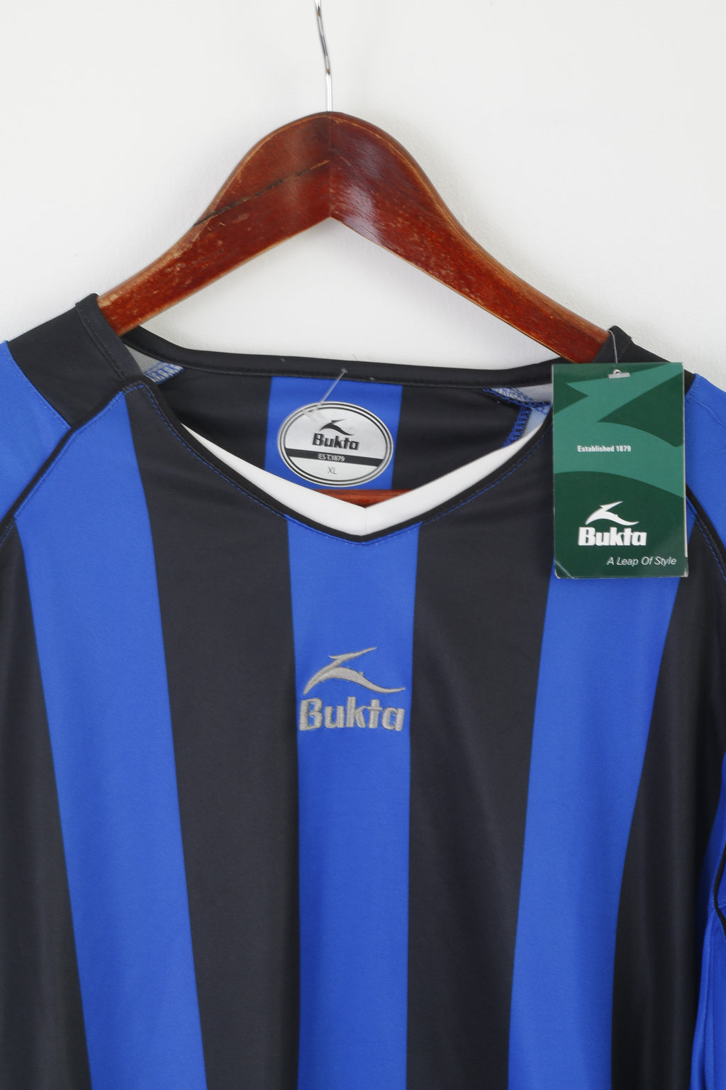 New Bukta Men XL Long Sleeved Shirt Blue Striped Sportswear Football Jersey Top