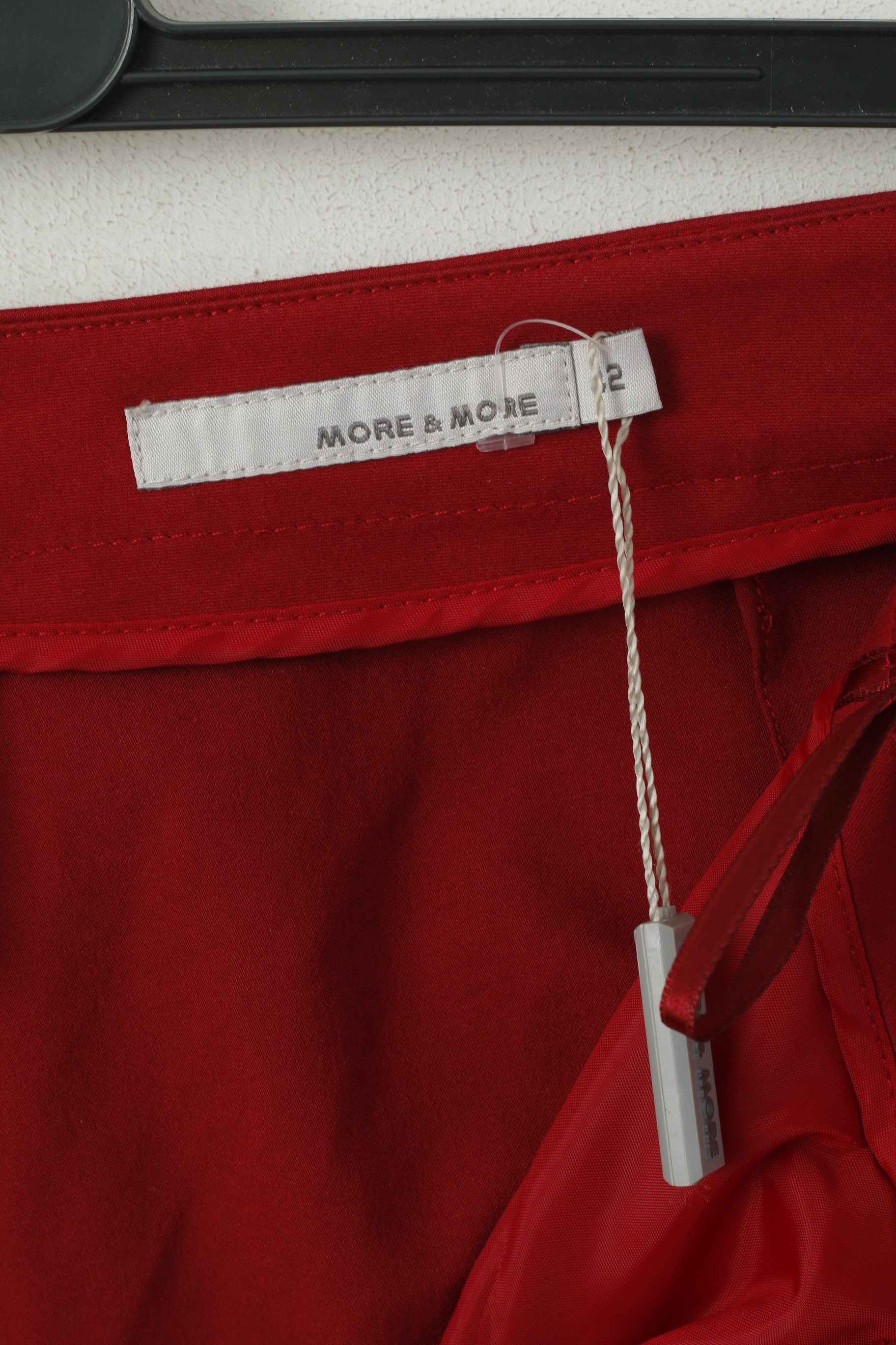 New More & More Women 42 L Trousers Maroon Cotton Stretch Fit Classic Pants