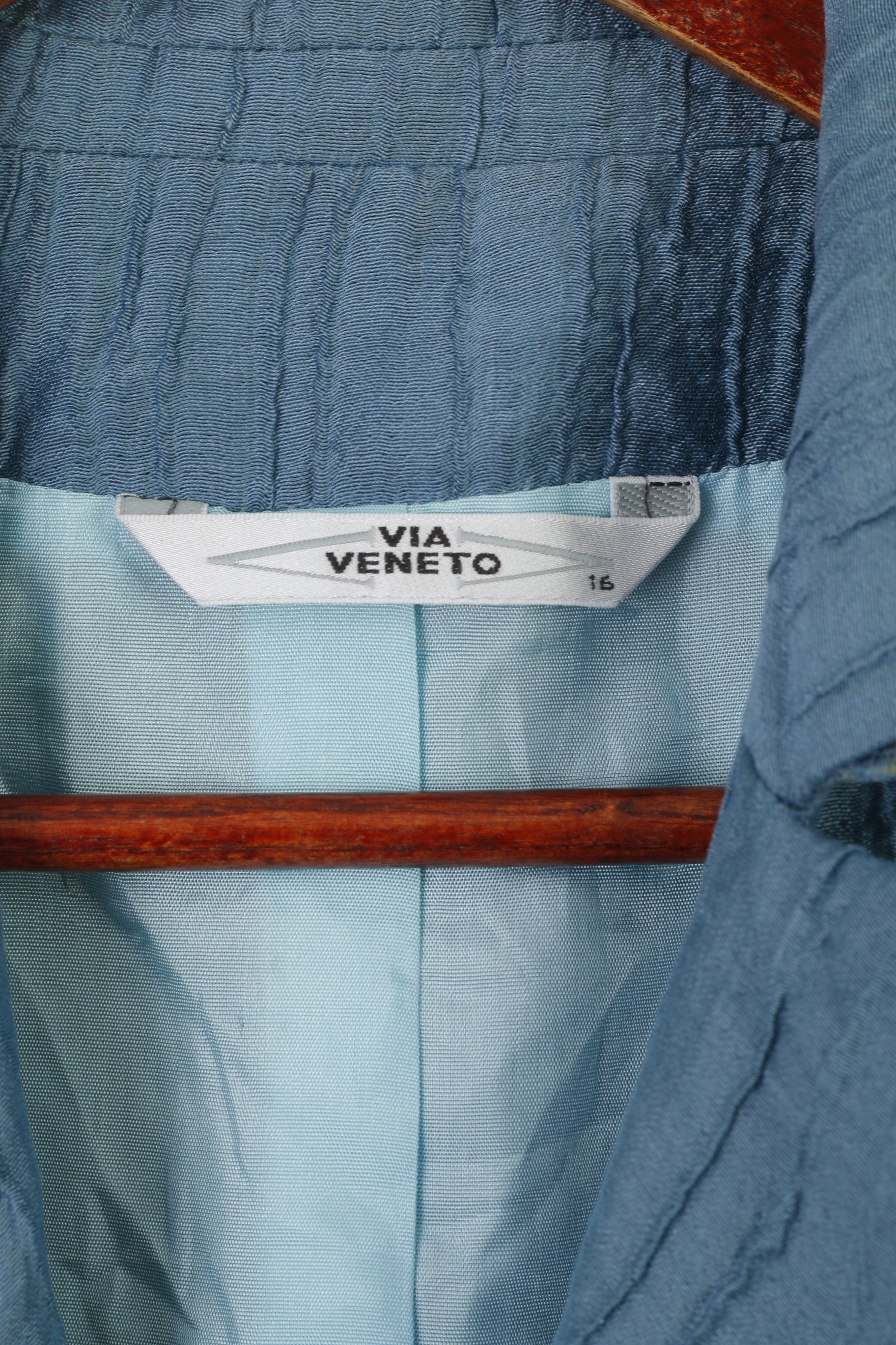 Via Veneto Women 16 XL Blazer Blue Shiny Vintage Elegant Silver Buttons Jacket