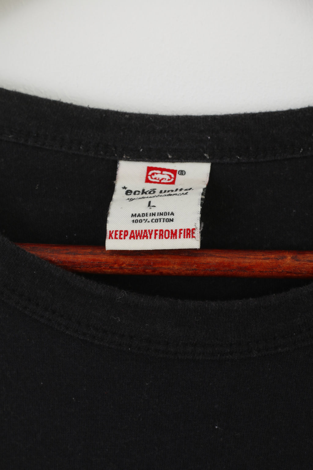 Ecko Unltd. Men L Shirt Black Cotton Urban Clothing Graphic Crew Neck Top