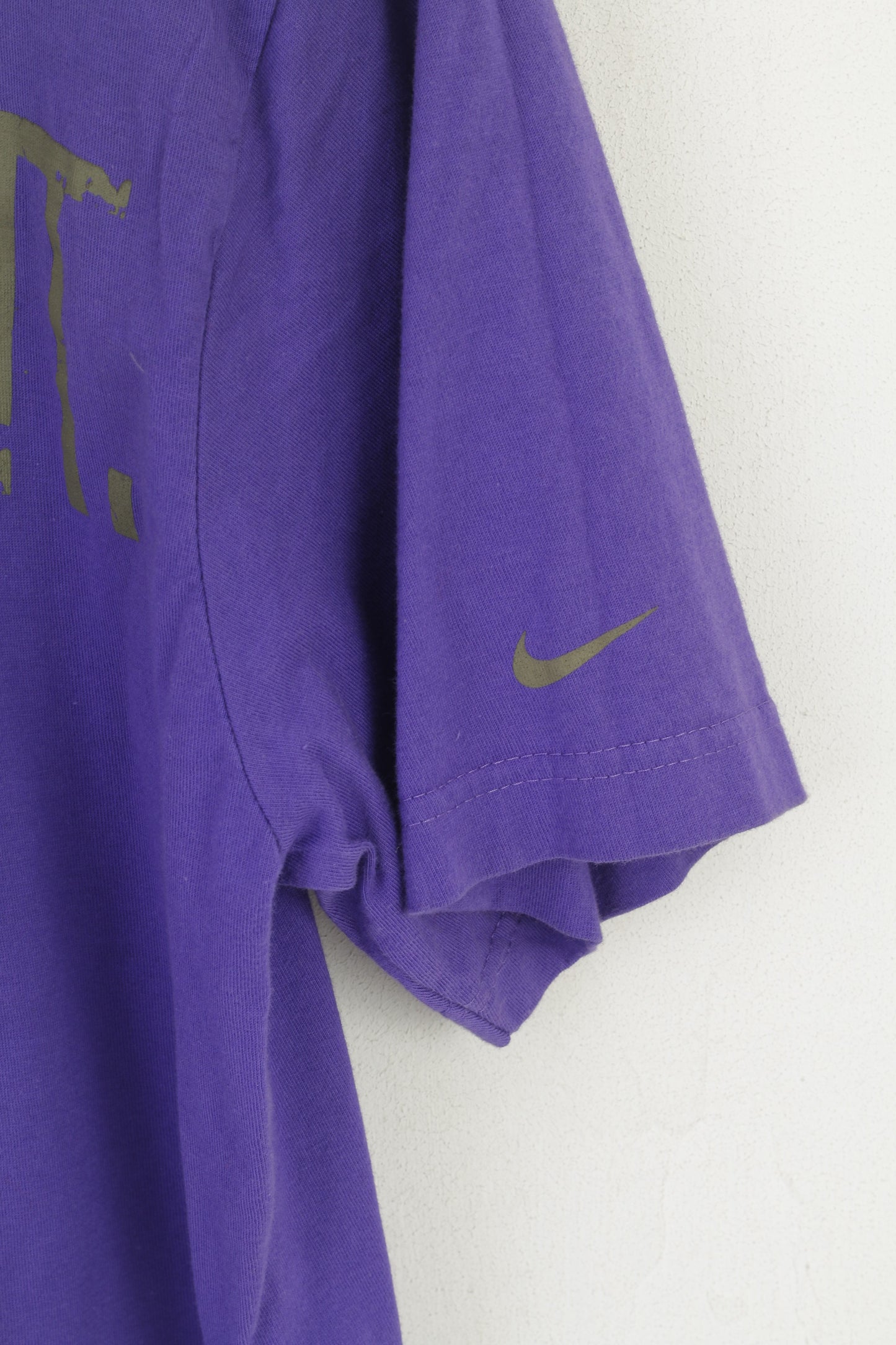 Nike Men L Shirt Purple Cotton Graphic Just Do It Standard Fit Sport Top
