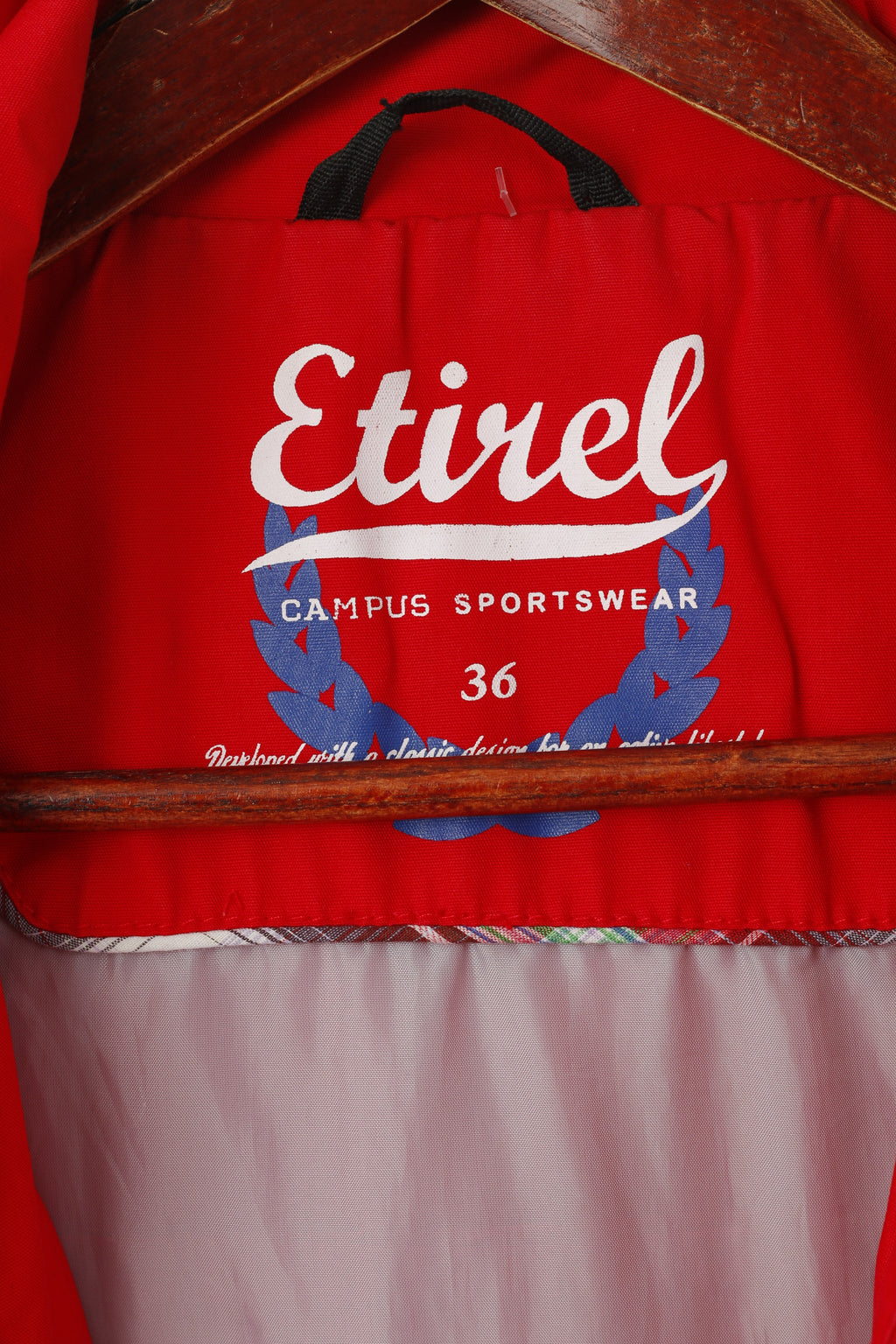 Etirel Femmes 36 S Veste Rouge Campus Sportswear À Capuche Poches Zippées Complètes Haut