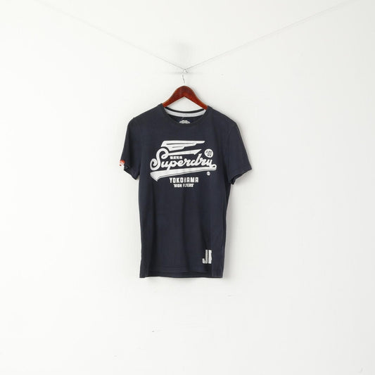 Superdry Homme L (M) Chemise Marine Coton Graphique Yokohama High Flyers Logo Haut