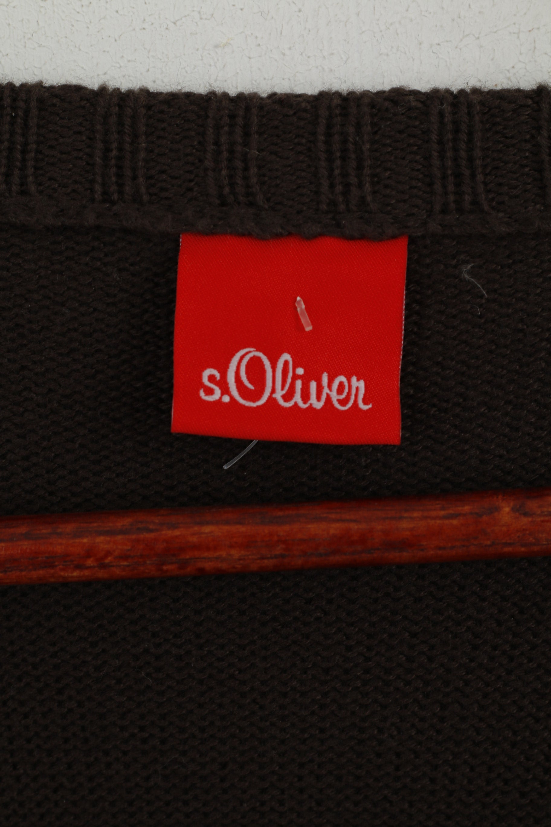 S. Oliver Uomo L Maglione girocollo in cotone marrone con grafica Motor Delivery