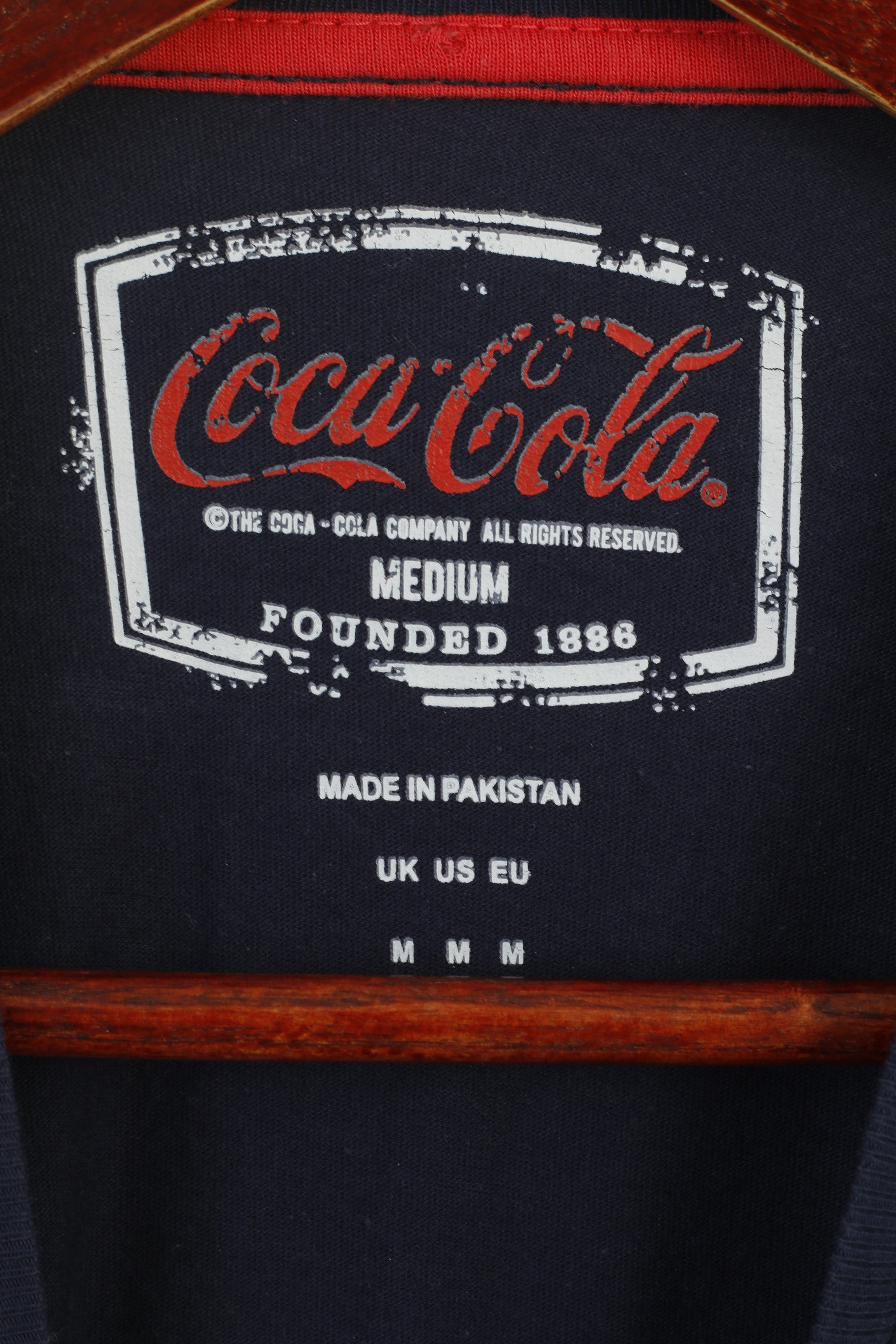 Coca Cola Men M Shirt Navy Cotton Holidays are Coming.. Crew Neck Top