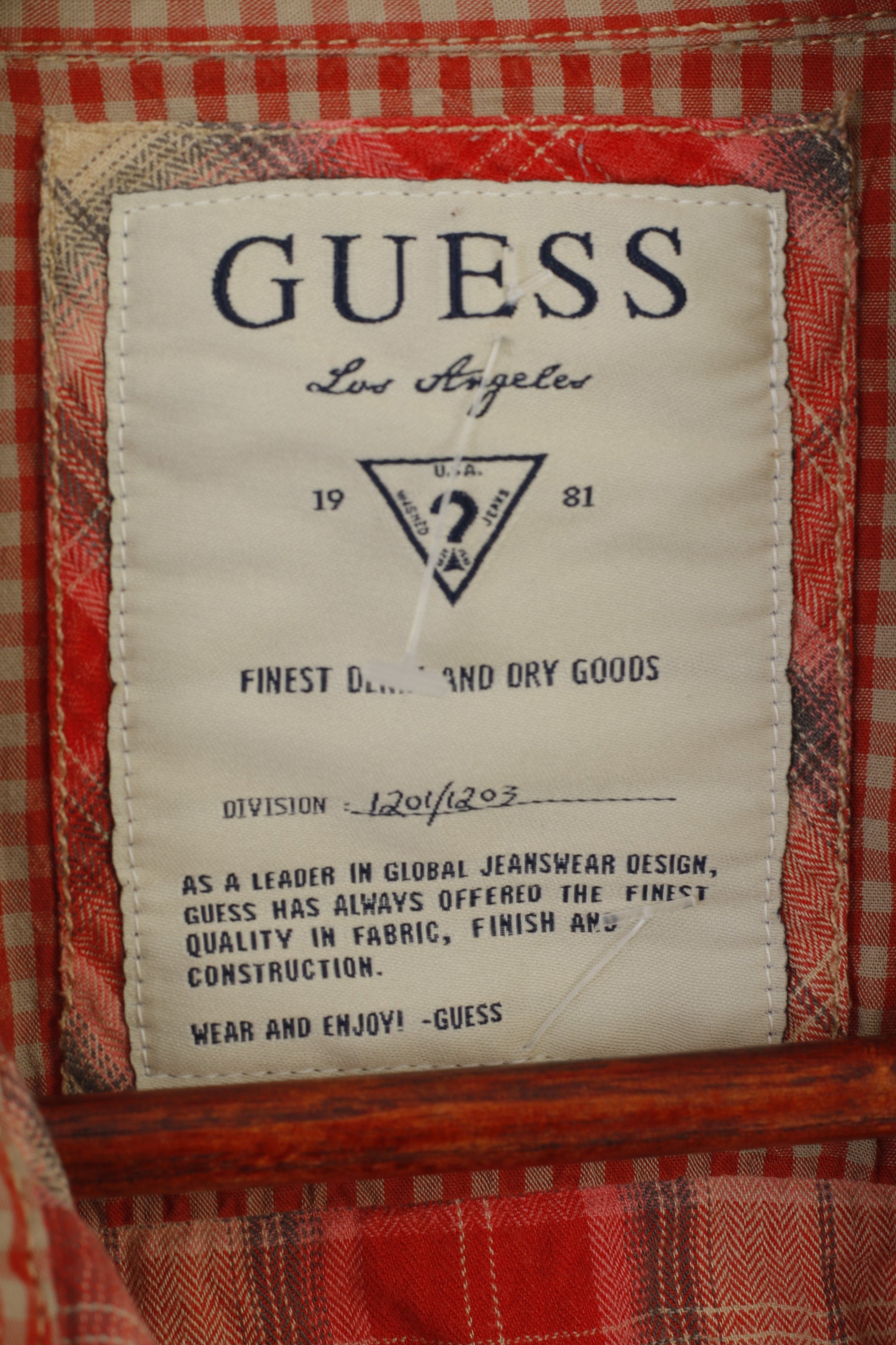 Guess Los Angeles Men M Casual Shirt Red Check Snaps Slim Fit Long Sleeve Cotton