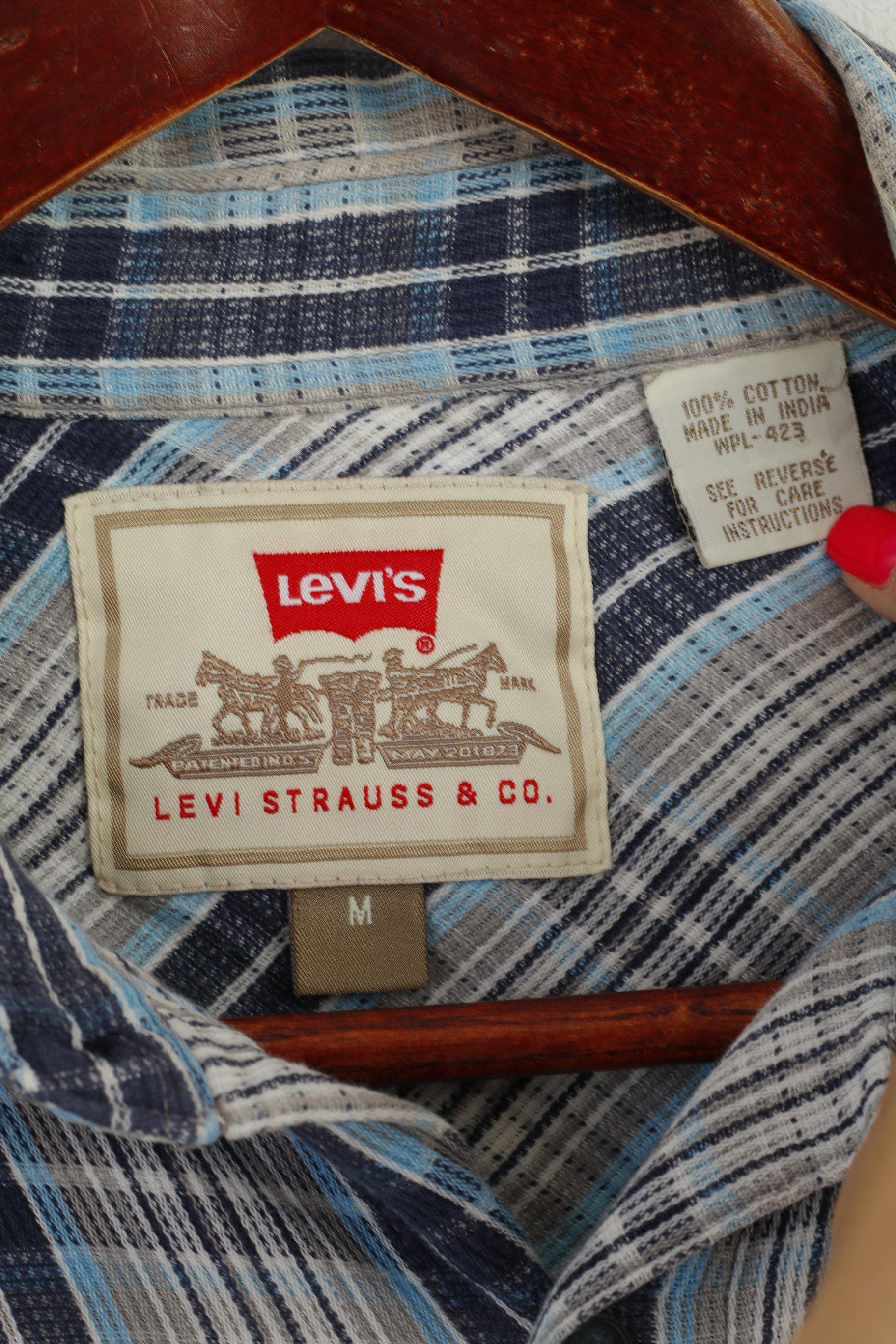 Levi's Men M (L) Casual Shirt Blue Check 100% Cotton Pocket Long Sleeve Top