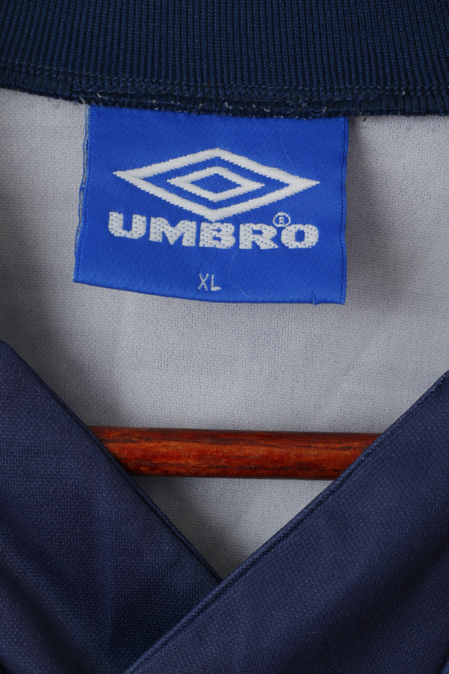 Umbro Men XL Long Sleeved Shirt Navy Vintage Football Jersey Printed Top