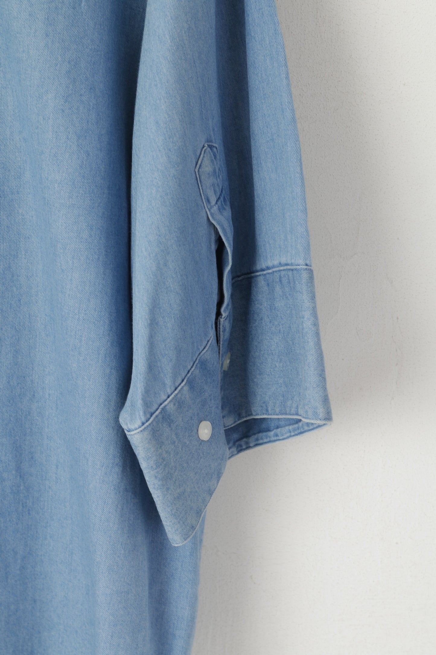 Cheap Monday Camicia casual da donna S Jeans oversize in denim blu Top morbido in cotone