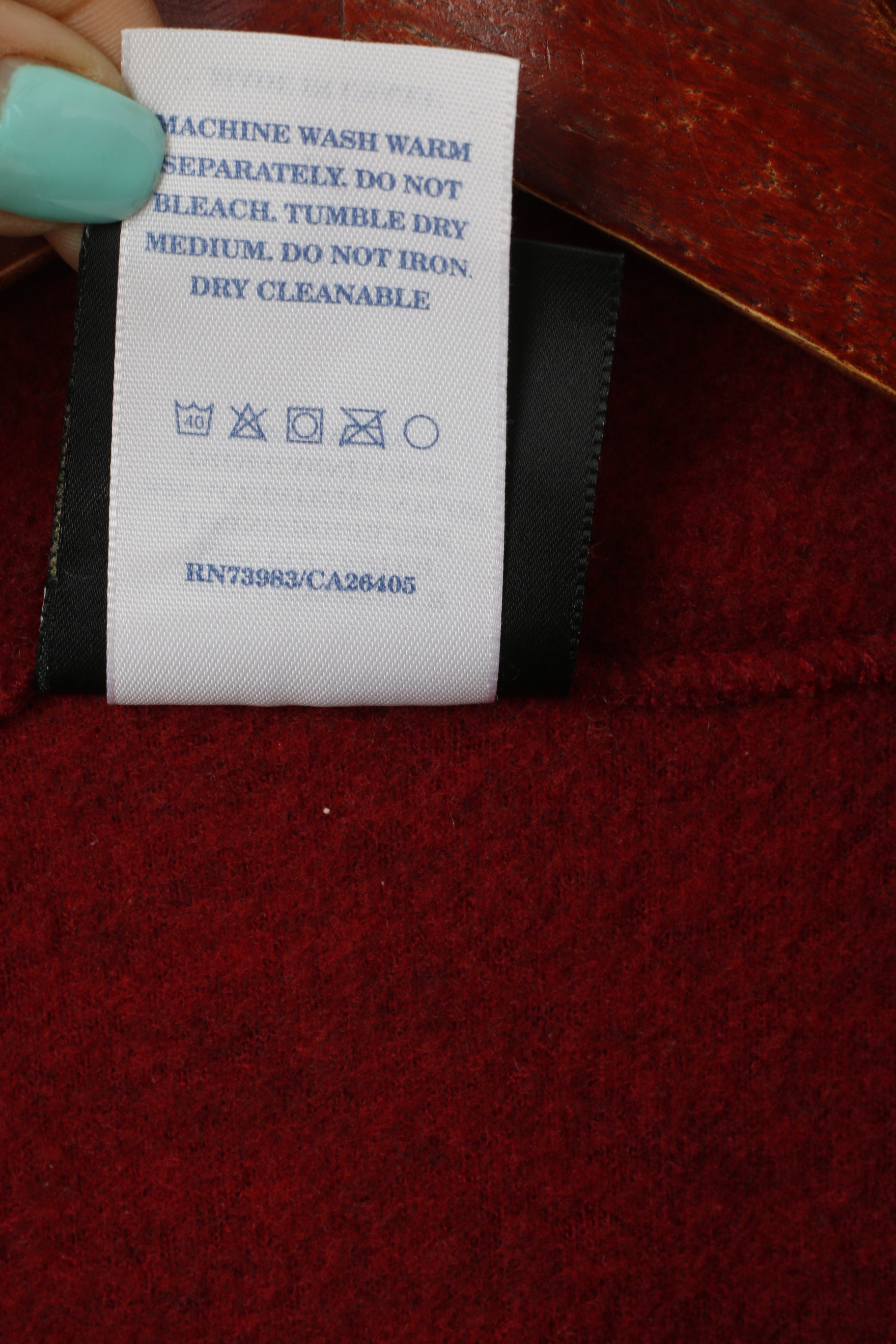 Helly Hansen Men M Bodywarmer Maroon Fleece Full Zipper Outdoor Unisex Vest